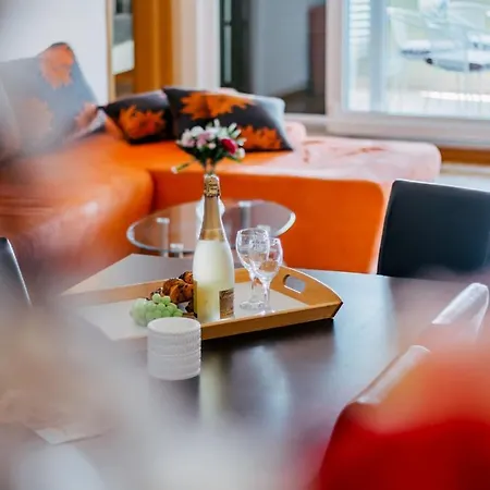 Jagoda Okrug Gornji Trogir