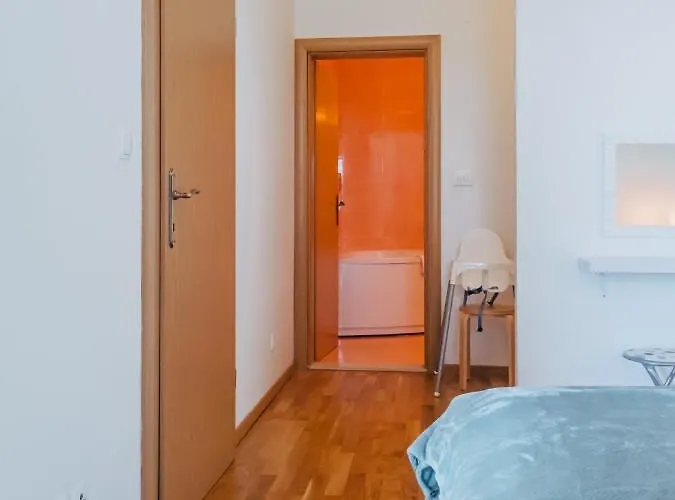 Jagoda Okrug Gornji Trogir